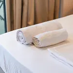 Luxury With Free Parking By Pikhost Apartament