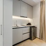 Lägenhet Luxury With Free Parking By Pikhost *