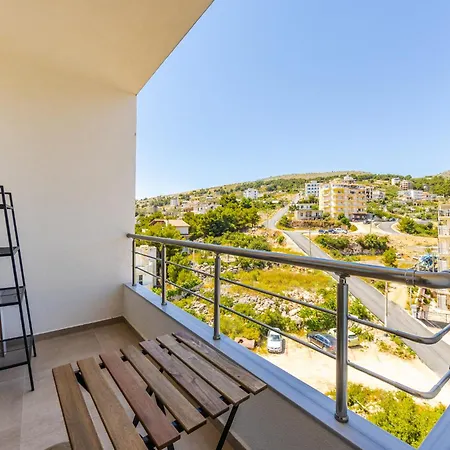 Luxury With Free Parking By Pikhost Apartamento