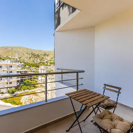 Luxury With Free Parking By Pikhost Apartamento