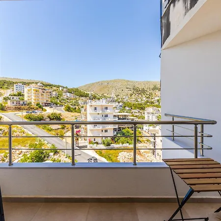 Luxury With Free Parking By Pikhost