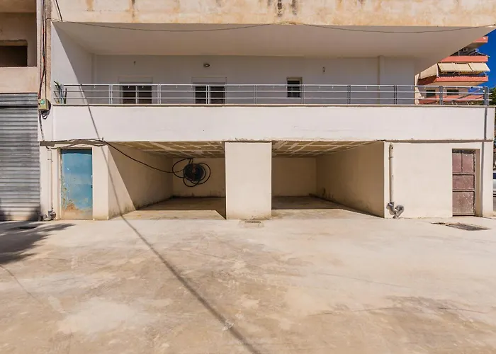 Luxury With Free Parking By Pikhost Apartamento