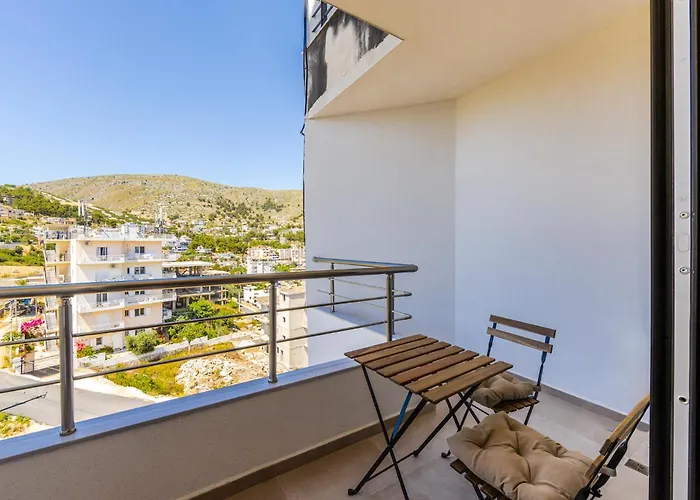 Luxury With Free Parking By Pikhost Apartamento