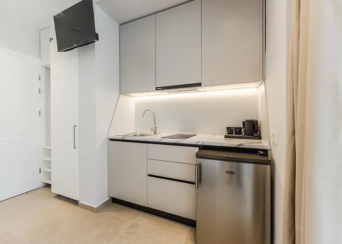 Apartamento Luxury With Free Parking By Pikhost Sarandë