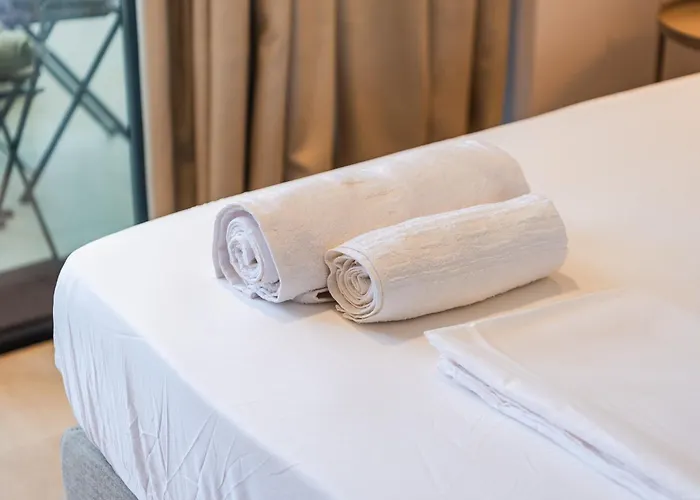 Luxury With Free Parking By Pikhost Apartamento